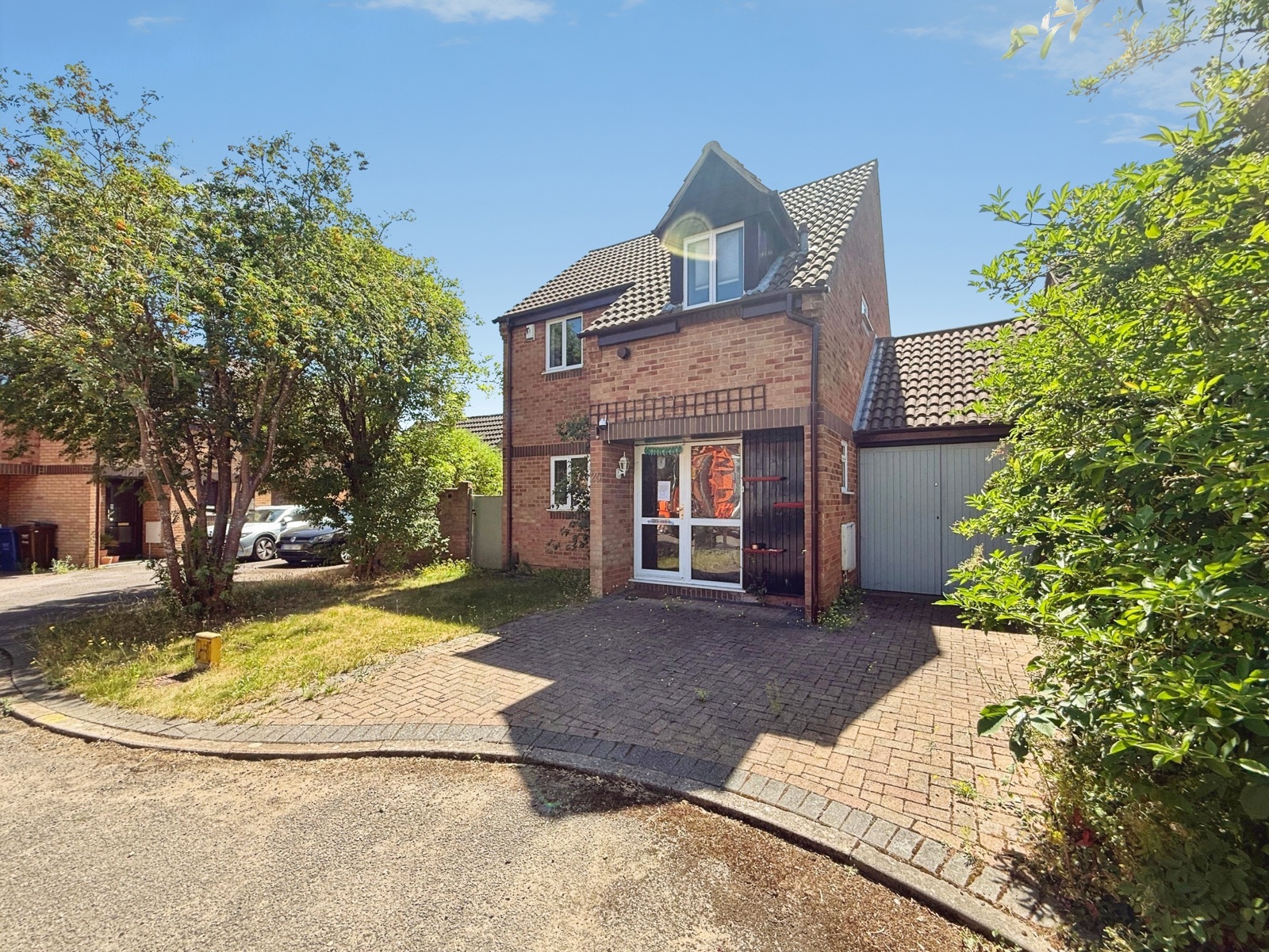 Overstrand Close